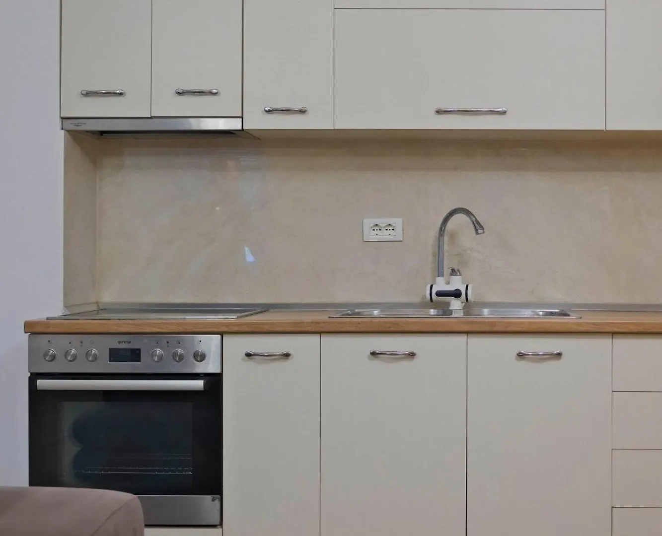Panorama Apartments Two Тирана 0*,  Албания